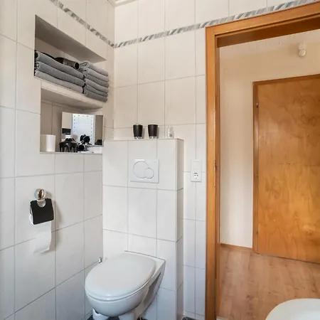 Ferienwohnung, *