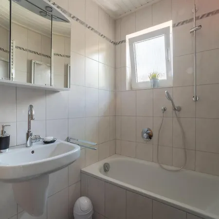 Ferienwohnung, *
